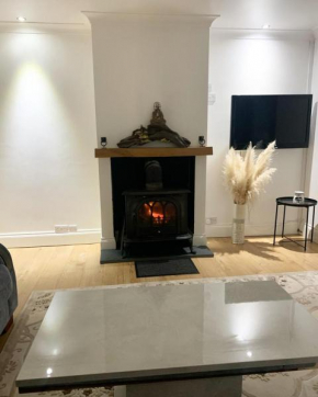 Luxury 2 Bedroom House in Peaceful Location, Pembroke